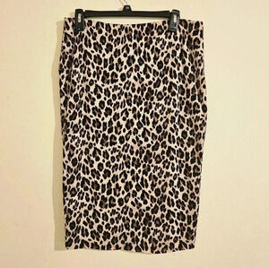 Vinco Camuto Cheetah Skirt